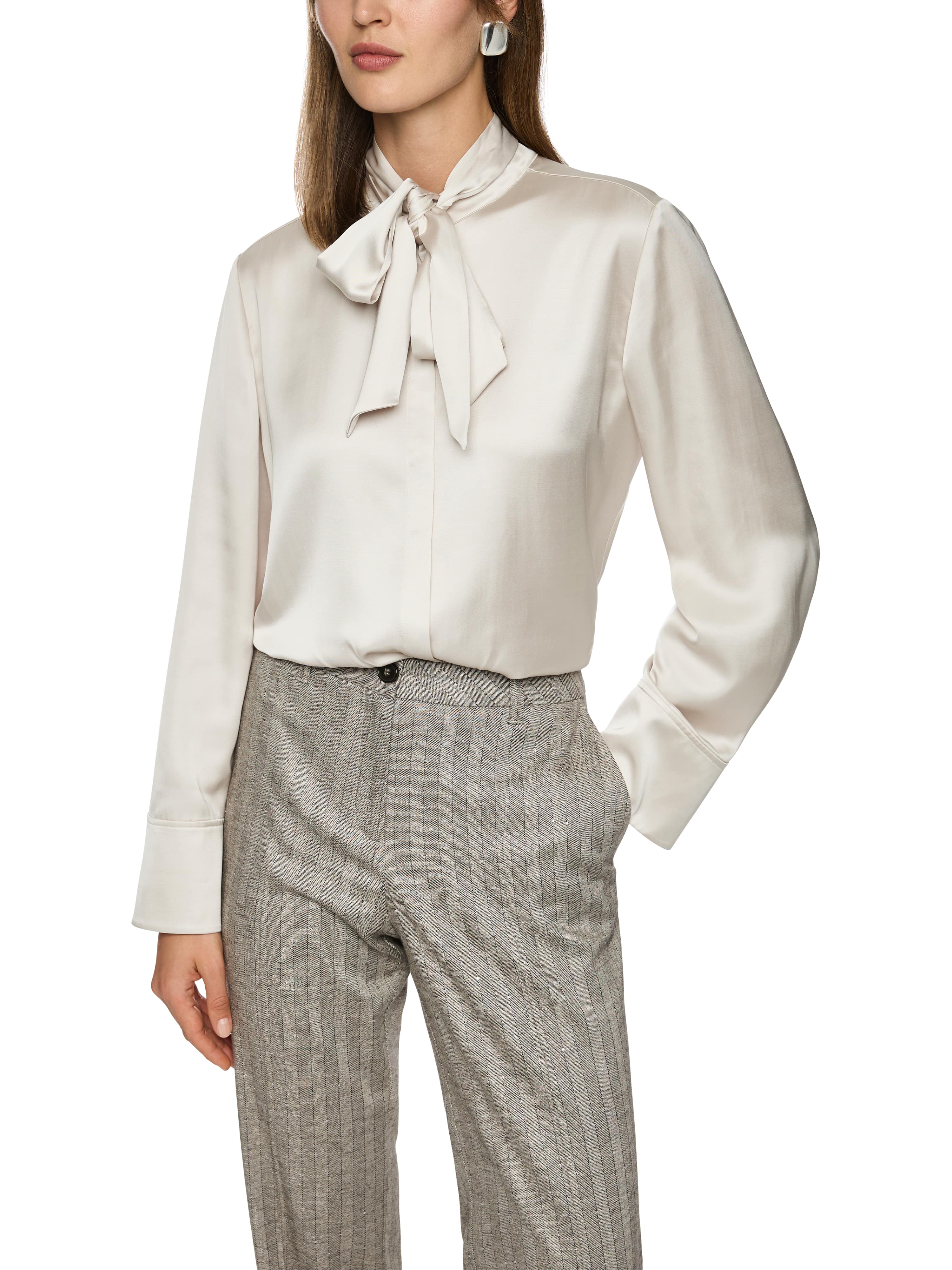 Feminine Bluse mit Schluppe