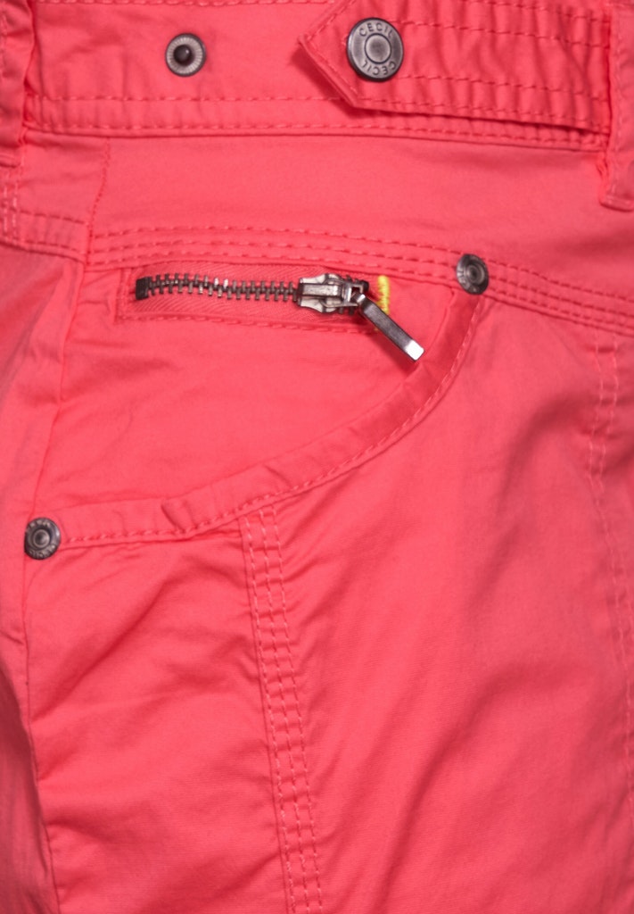 Casual Fit Hose in 3/4
