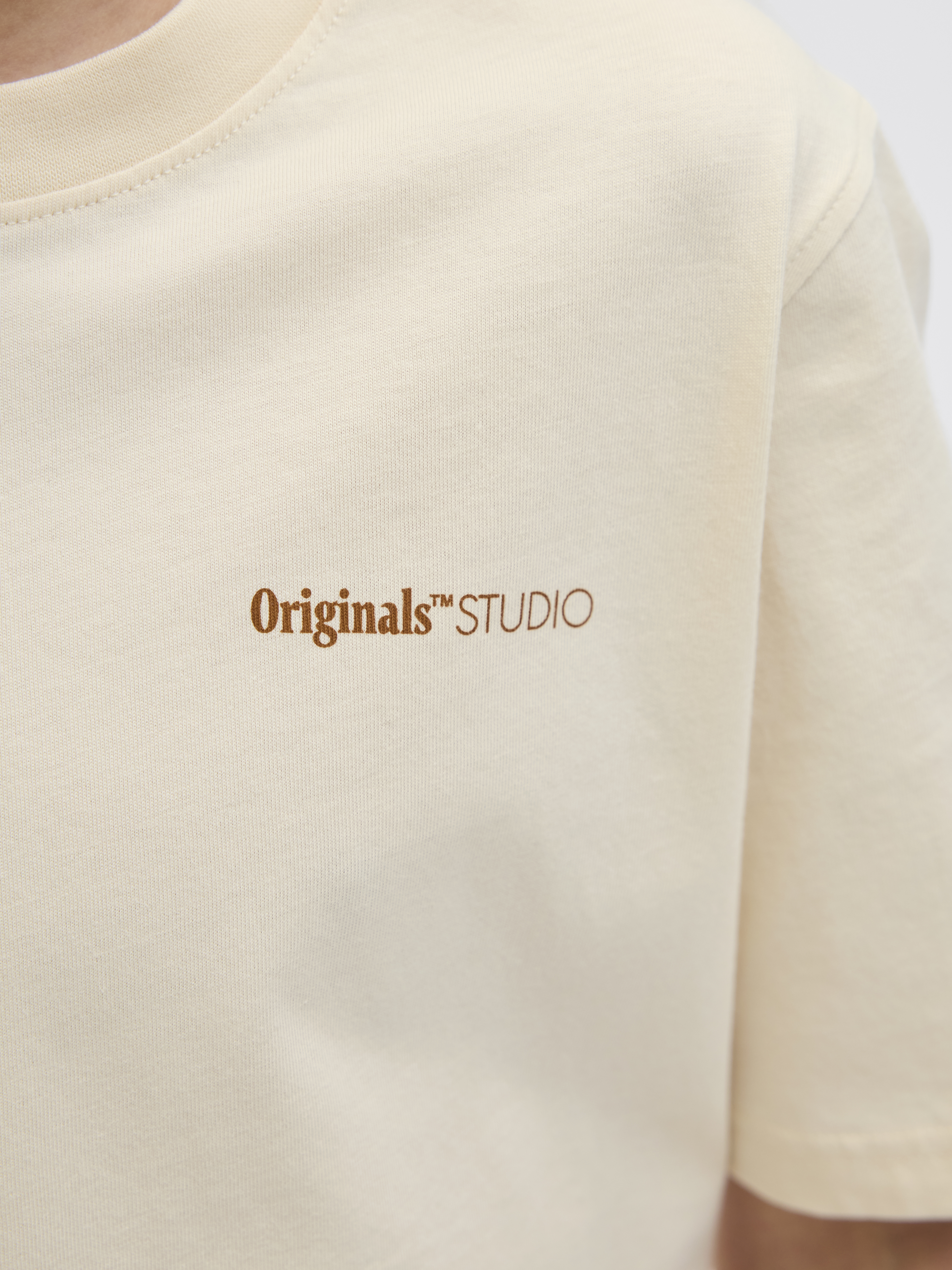 JORVARENNA PAINTED BACK TEE SS CRE JNR