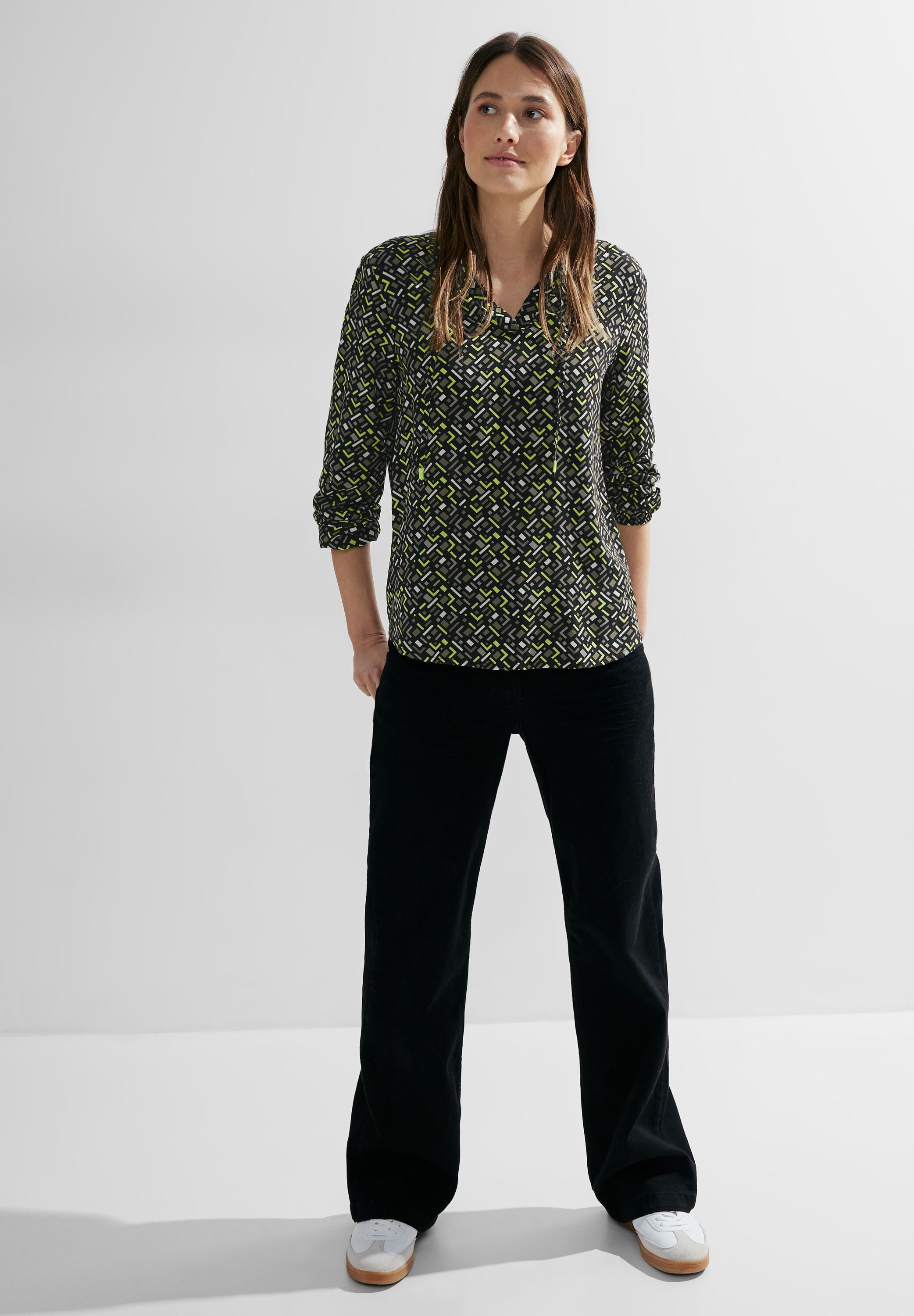 Bluse mit Minimalmuster