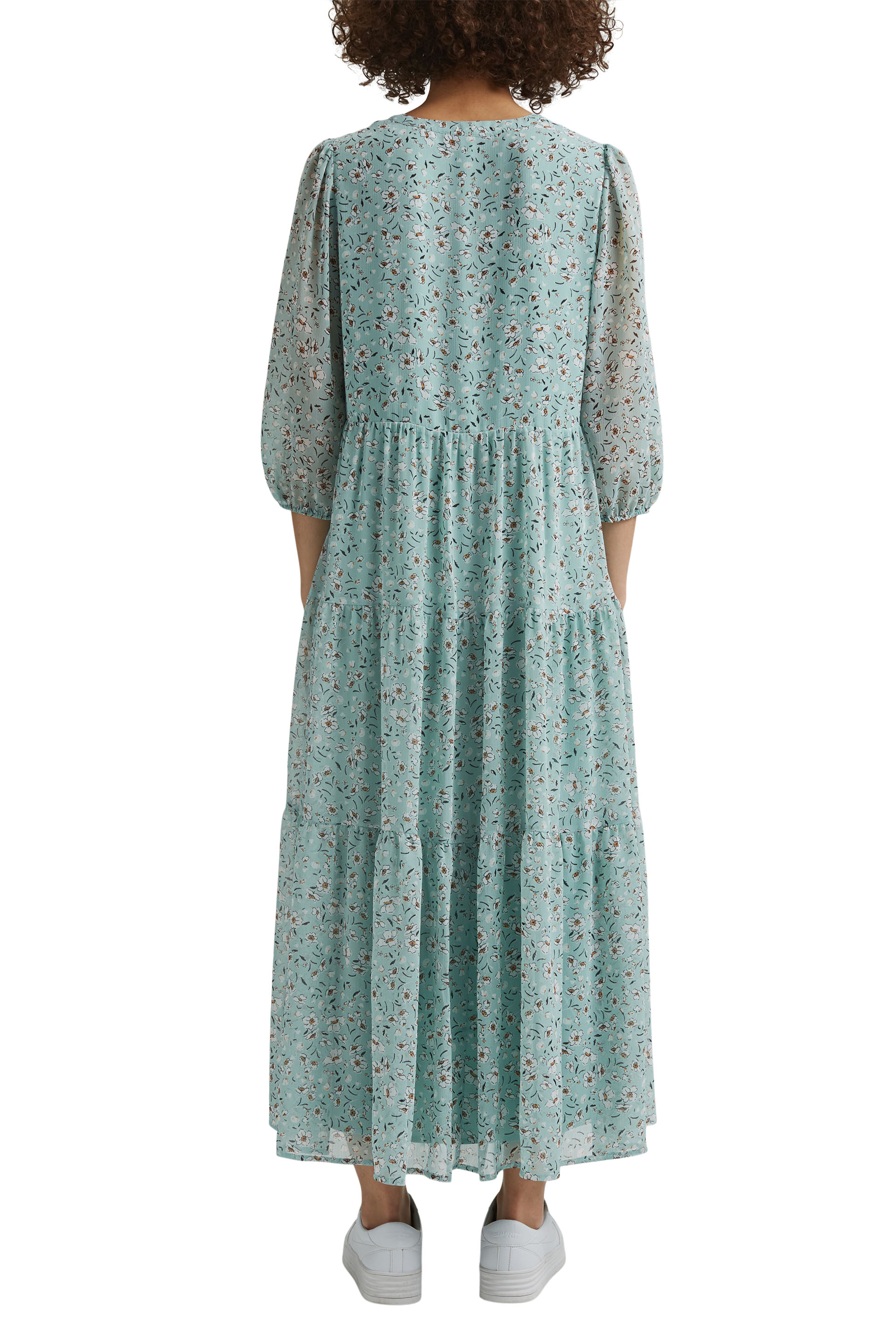 Recycelt: Maxikleid aus Crinkle-Chiffon
