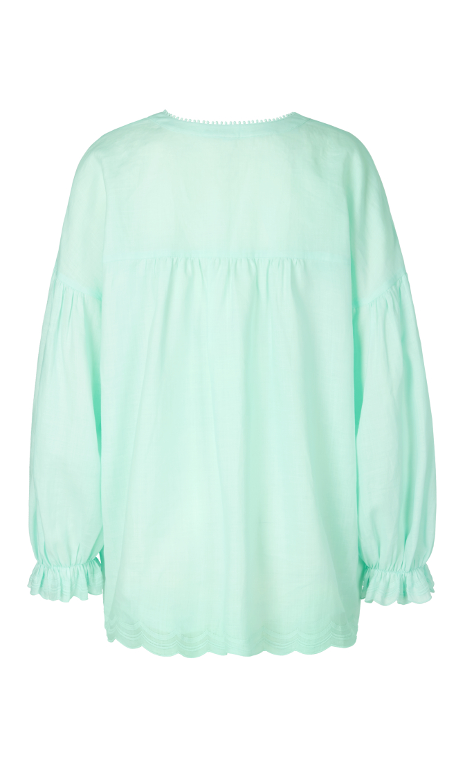 Romantische Bluse aus Ramie